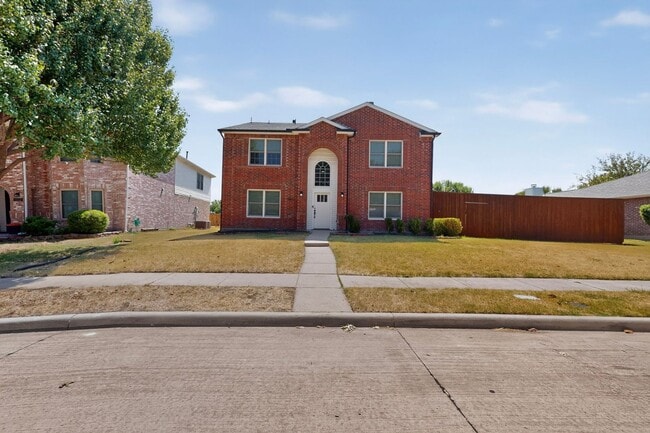 Building Photo - 1410 Thistle Cir