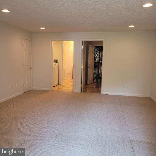 Building Photo - 1519 Sunswept Dr