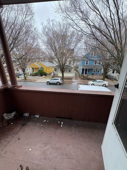 Building Photo - 108 Shepard St