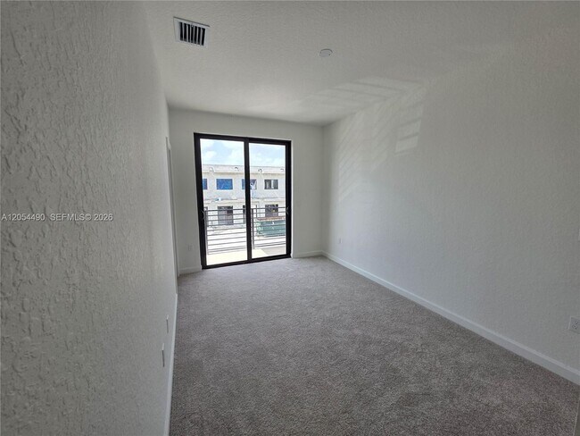 Building Photo - 13847 SW 261st St