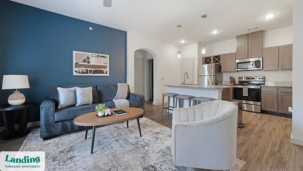 Primary Photo - 2825 Main St