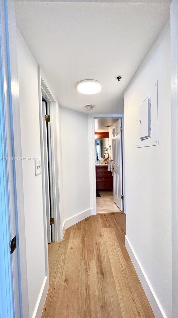 Building Photo - 5200 N Ocean Dr