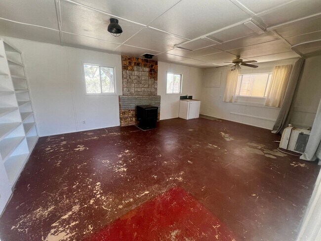 Building Photo - 56769 Joshua Dr