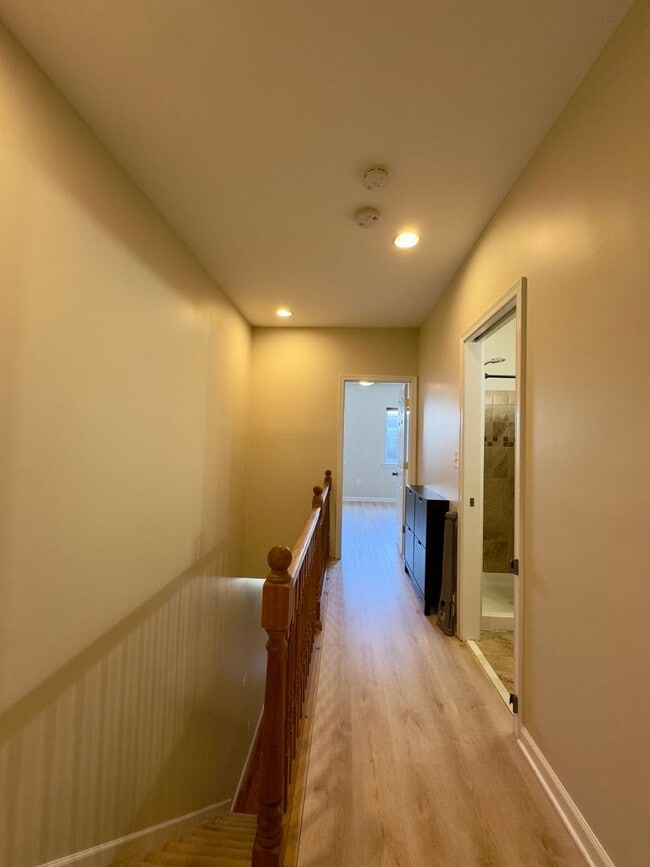 Building Photo - Two-Bedroom Townhome next to Patterson Park!