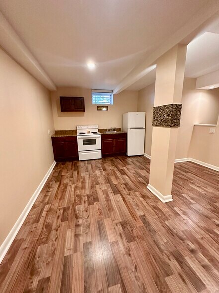 Building Photo - 66 Osceola Ave