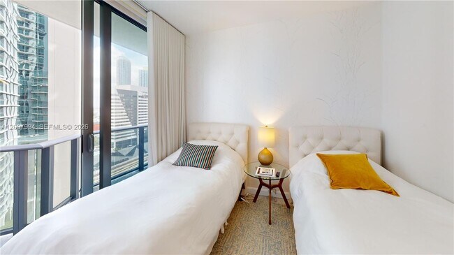 Building Photo - 55 SW 9th St