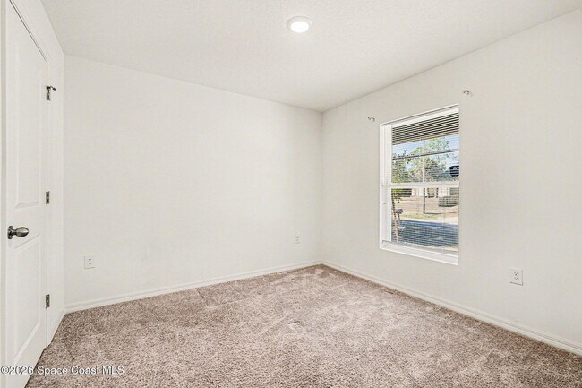 Building Photo - 711 Darlington Ave SW