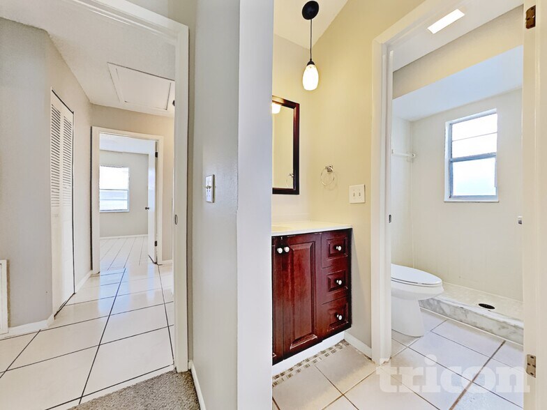 Building Photo - 4413 Shadberry Dr