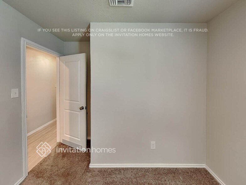 Building Photo - 5517 Verdugos Pl