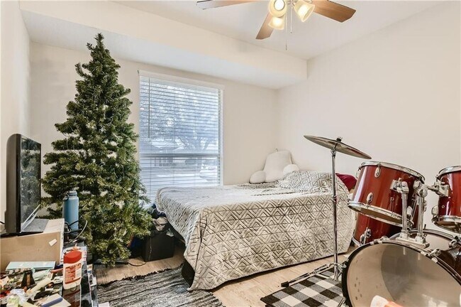 Building Photo - 2126 Redwing Way