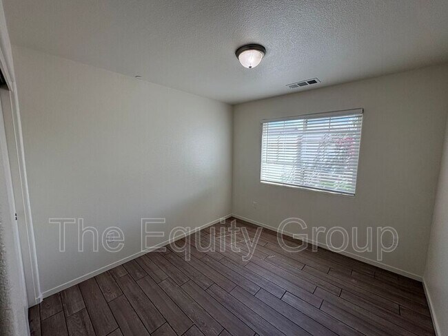 Building Photo - 2314 Cape Canyon Ave