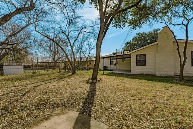 Building Photo - 5821 Circular Dr