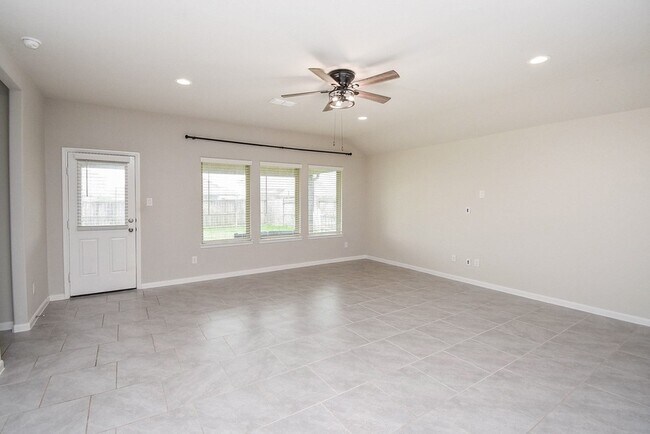 Building Photo - 1334 Bellingham Park Dr