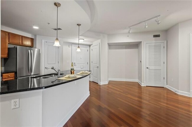 Building Photo - 200 River Vista Drive