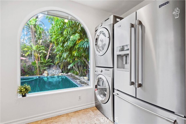 Building Photo - 5362 Yolanda Ave