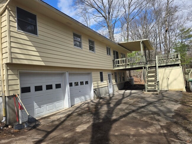 Building Photo - 51 Glenerie Ln