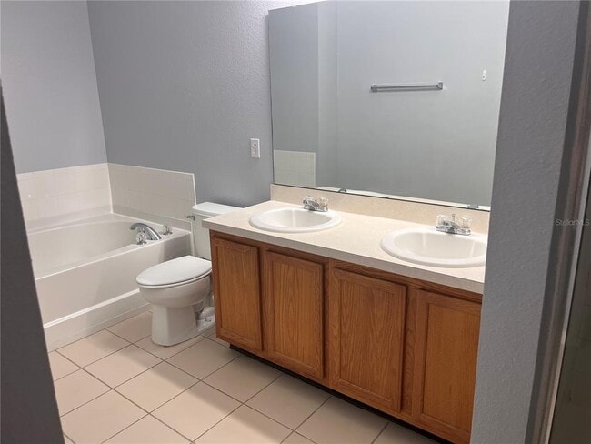 Building Photo - 217 Sand Ridge Dr