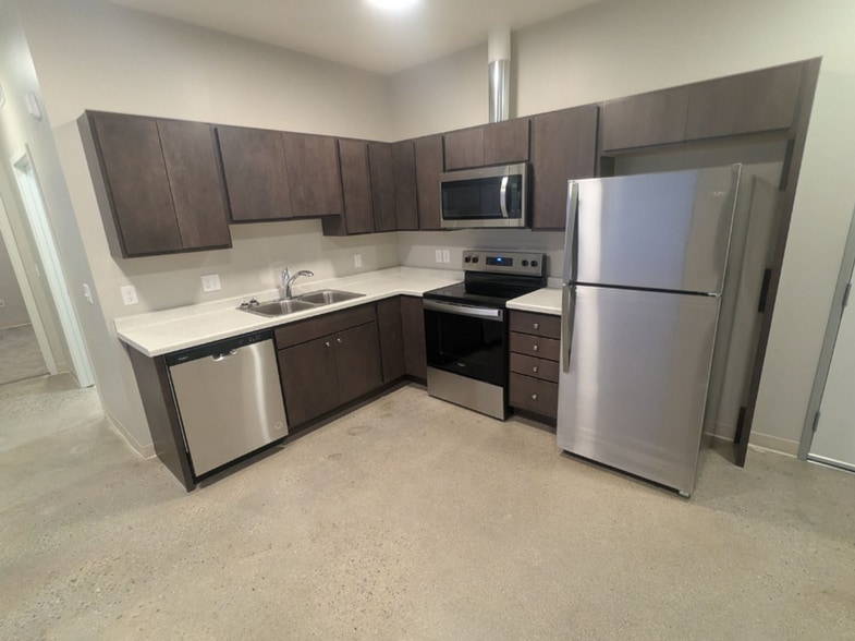 Interior Photo - Red Skye Lofts