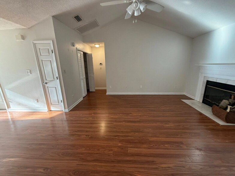 Building Photo - 3236 Lord Murphy Trail