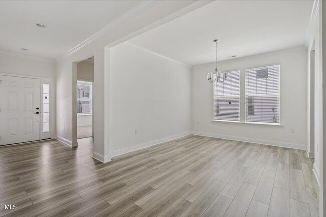 Building Photo - 130 Silent Brk Trl