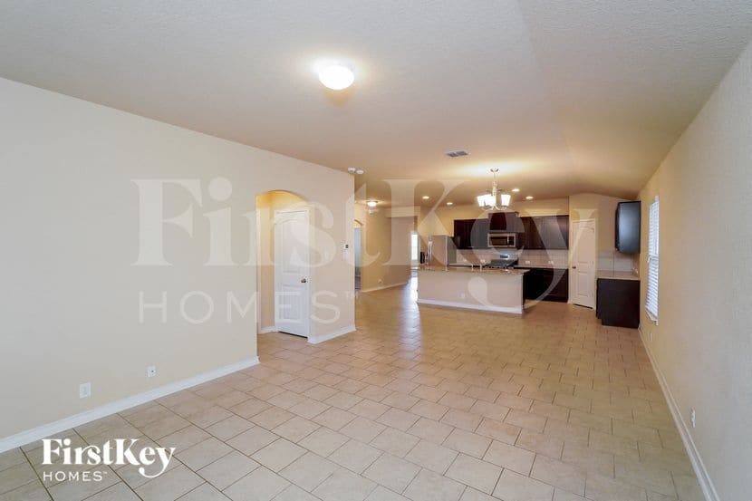 Building Photo - 12341 Erstein Vly