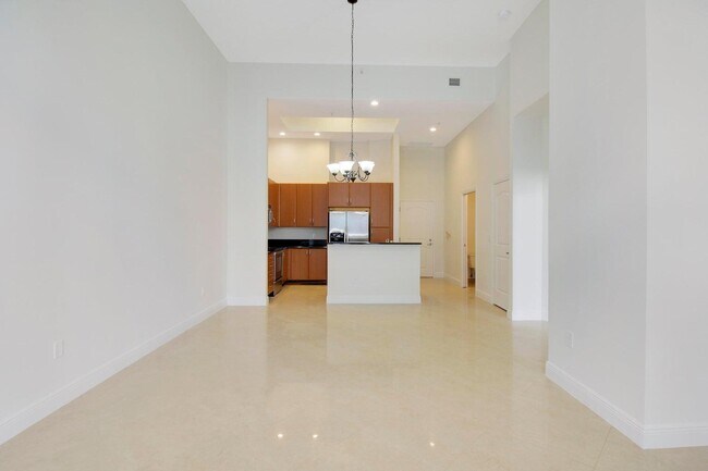 Building Photo - 701 S Olive Ave
