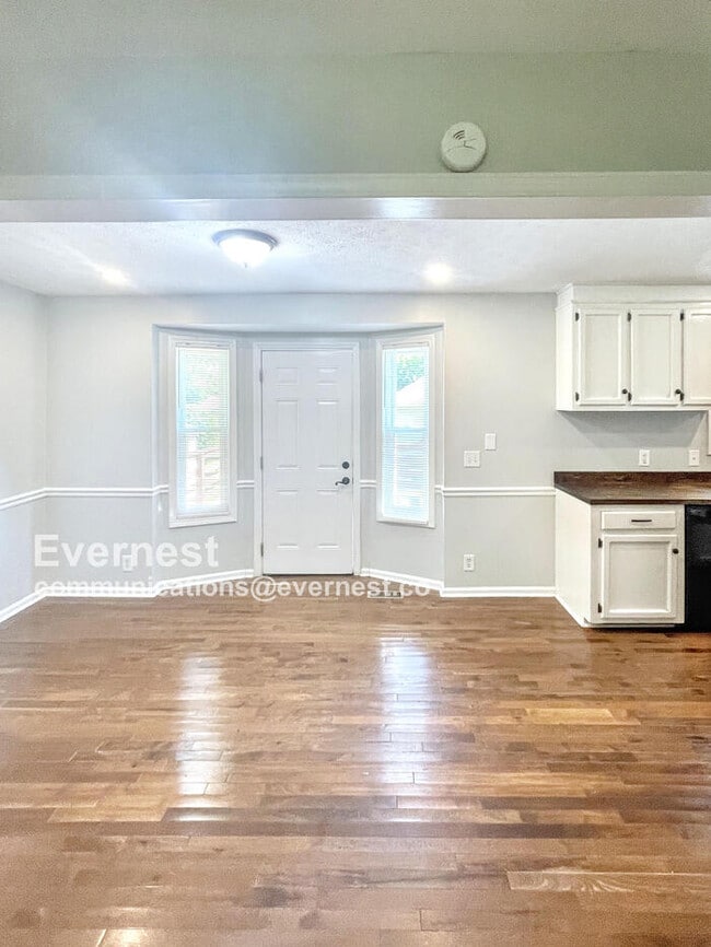 Building Photo - 508 Highland Dr