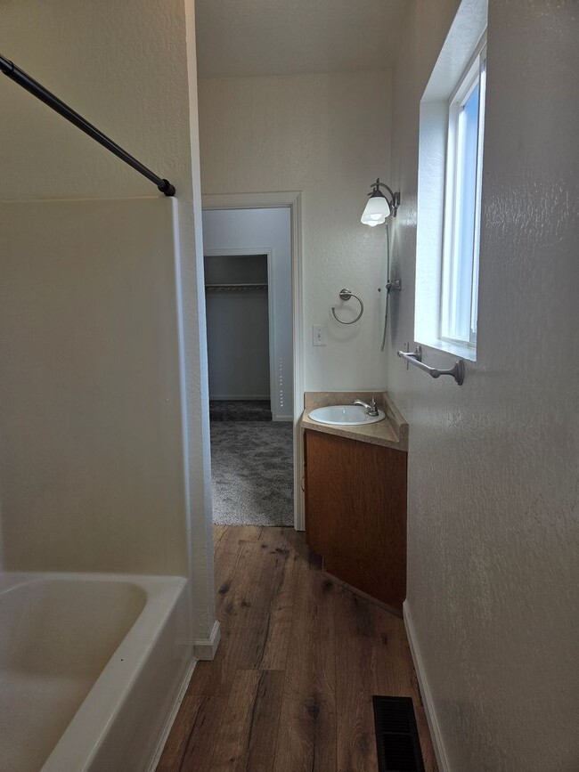 Building Photo - Charming 2-Bedroom + Loft • 1-Bath Rental ...