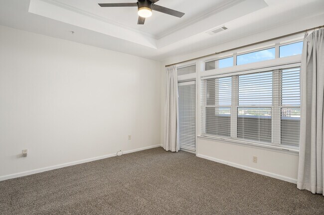 Building Photo - 3334 Peachtree Rd
