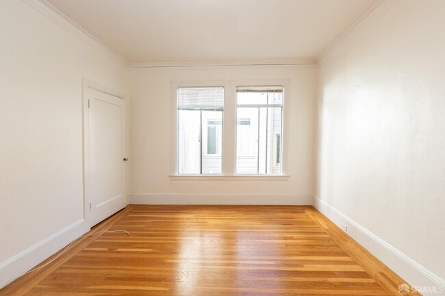 Building Photo - 3033 Franklin St