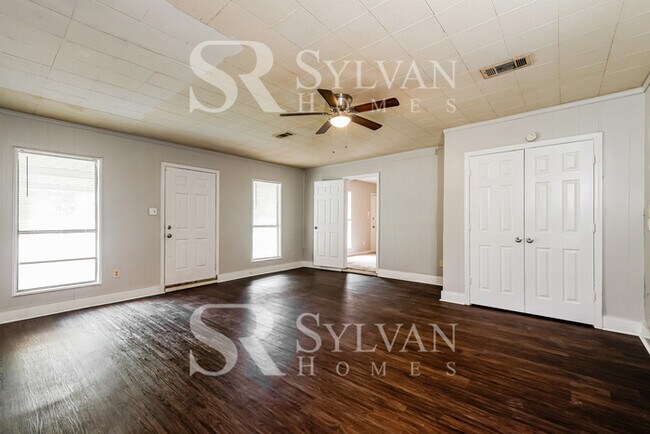 Building Photo - Living where You Love is Good for your Heart!