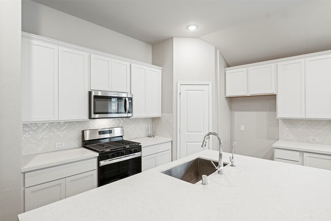 Building Photo - 12918 Catfish River Ct