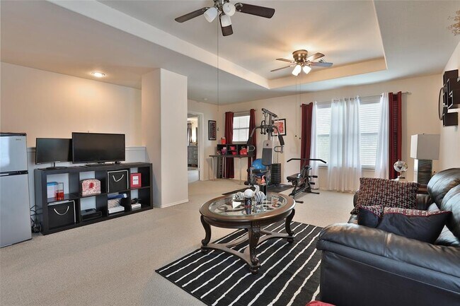 Building Photo - 21711 Cascade Hollow Ln