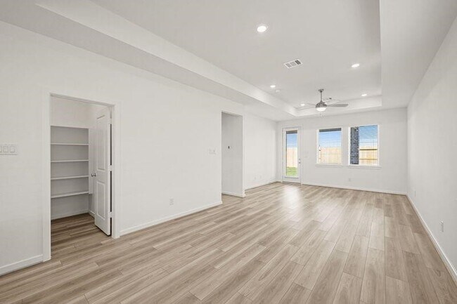 Building Photo - 9630 Haven Bend Ln