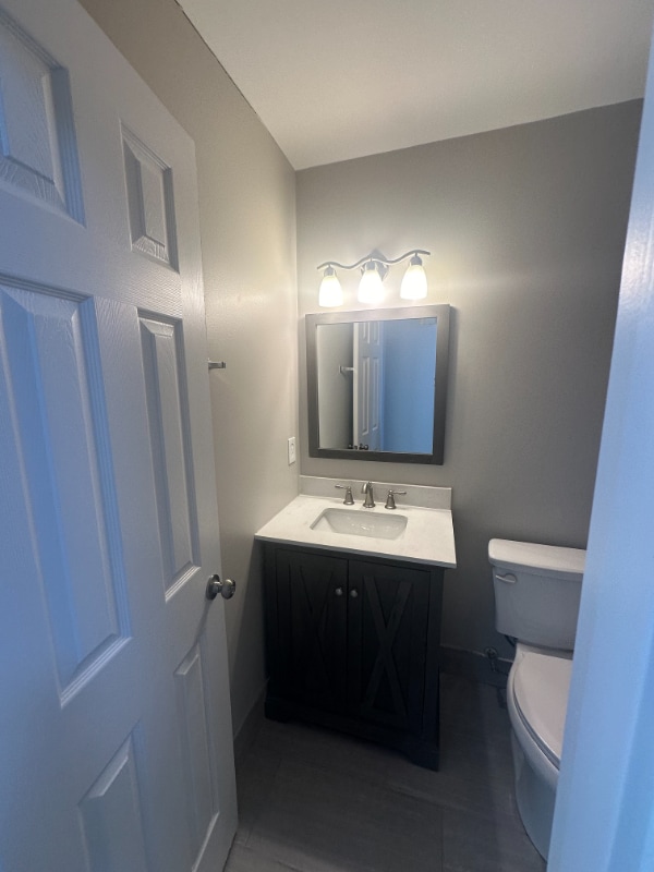 Building Photo - Spacious Condo/Townhome over 1900 sqft.