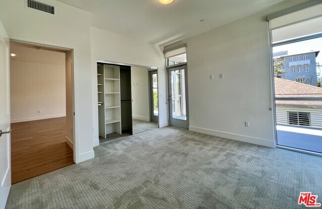 Building Photo - 8017 Norton Ave