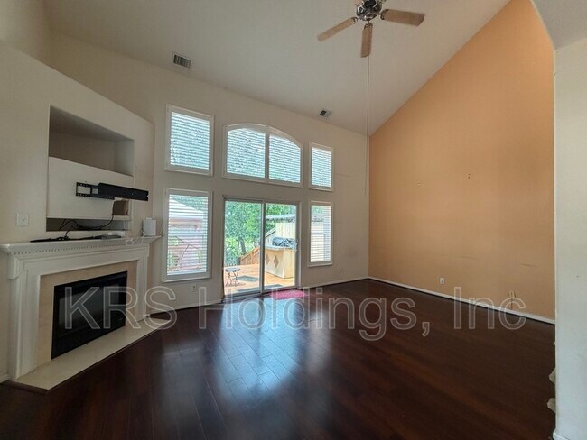 Building Photo - 1409 Pandoria Ct