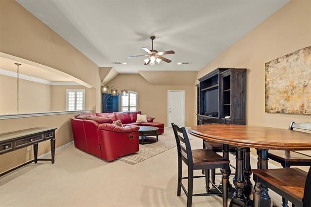 Building Photo - 6032 Sterling Dr