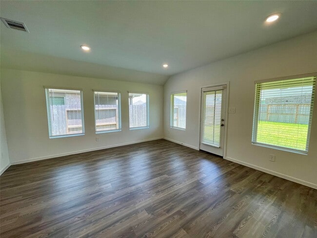 Building Photo - 17202 Coppice Oak Dr