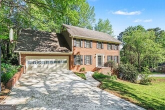 Building Photo - 1527 Ridgewood Dr SW