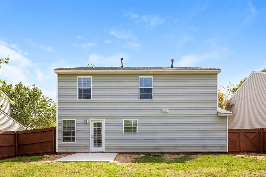Building Photo - 10512 Wilson Glen Dr