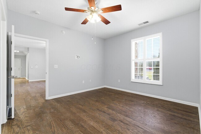 Building Photo - 7728 S Essex Gate Dr