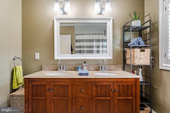 Building Photo - 1538 Carmac Rd