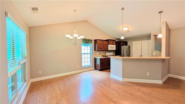 Building Photo - 4780 Lost Creek Dr