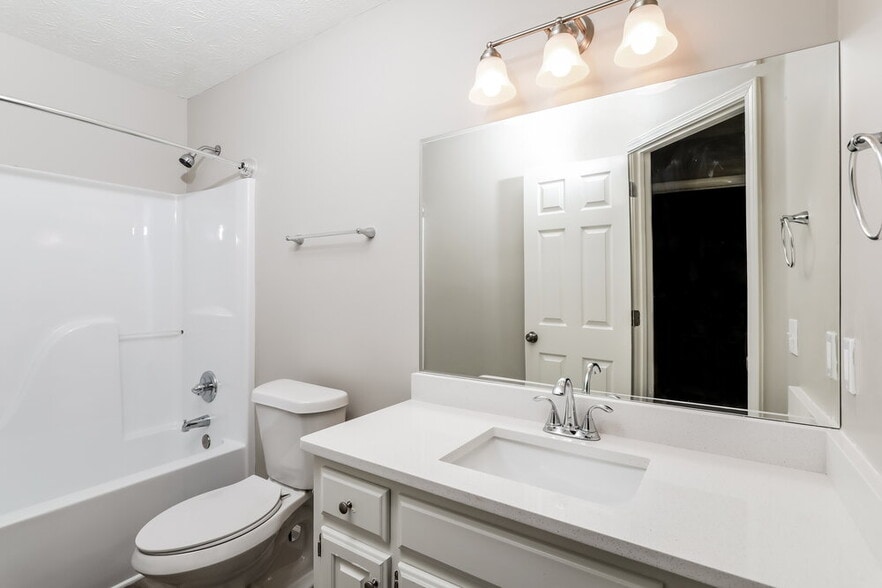 Building Photo - 1307 Highfield Dr NE