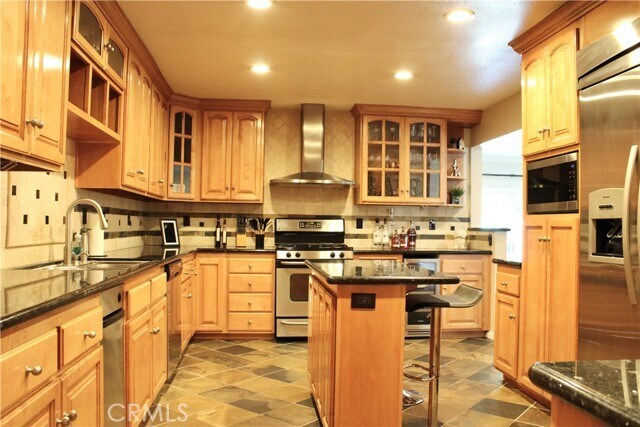 Building Photo - 1532 S Dallas Dr