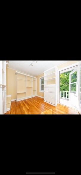 Building Photo - 44A Magnolia St
