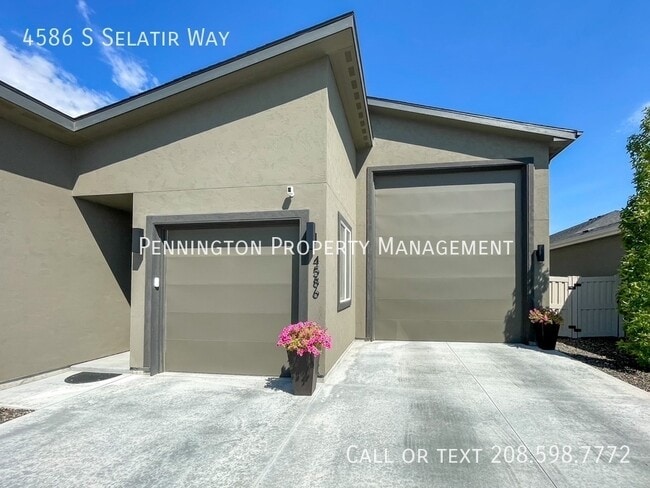 Building Photo - 4586 S Selatir Way