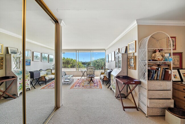 Building Photo - 32735 Seagate Dr