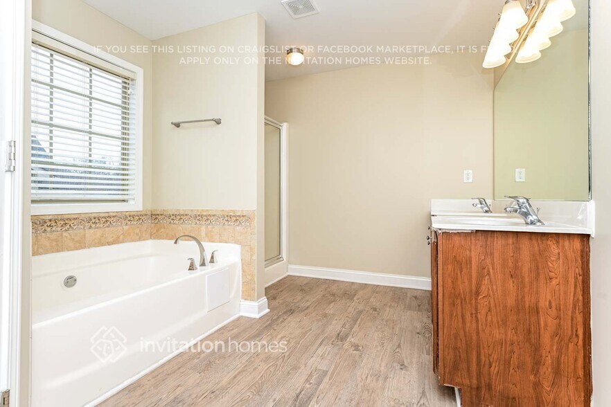 Building Photo - 113 Pristine Dr